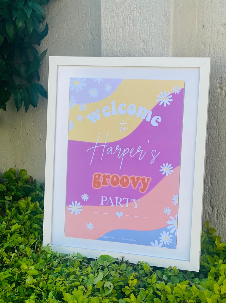 Two Groovy Welcome Sign - Pack of 1